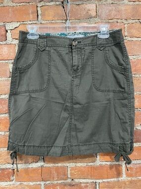 2000’s Old Navy Olive Green Utility Skirt with Floral Waist Lining | Size 10